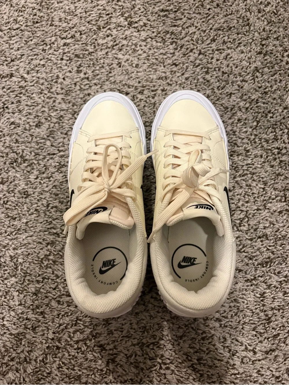 Women’s Nike Legacy Lift